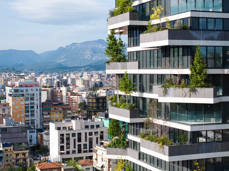 Tirane, jepet me qera zyre , 160 m² 4.000 € 