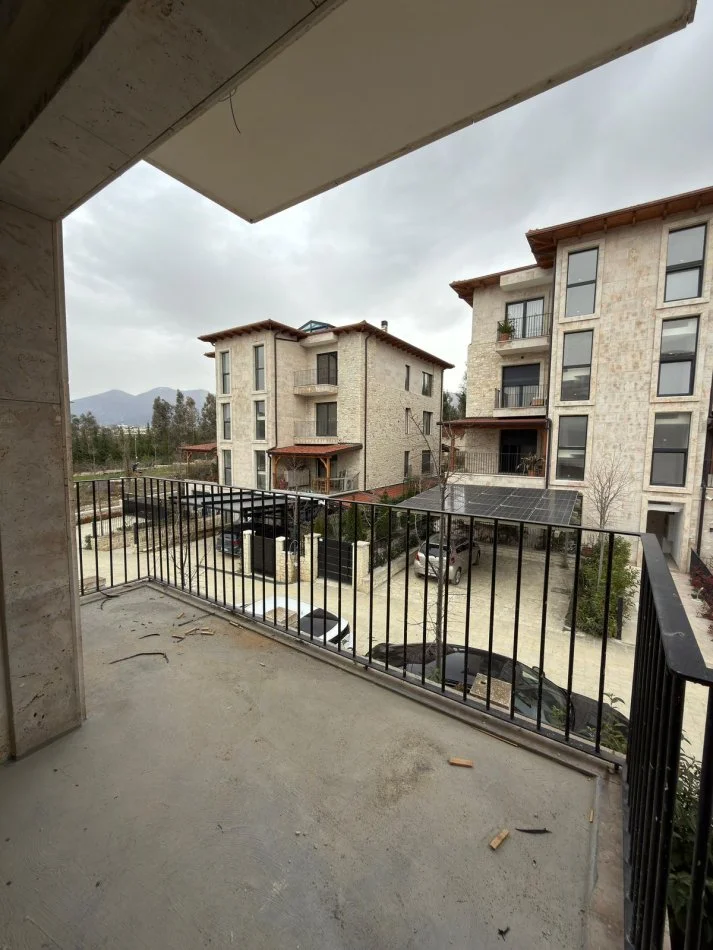 Tirane, shitet apartament 2+1 Kati 2, 105 m² 231.000 € (TEG)