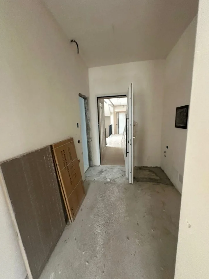 Tirane, shitet apartament 2+1 Kati 2, 146 m² 286.200 € (Tulipan Rezidence)