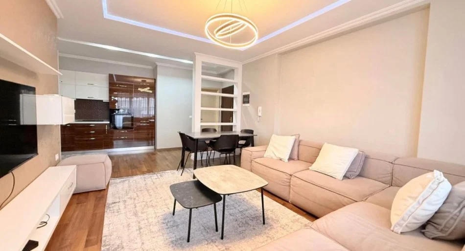 Tirane, jepet me qera apartament 2+1+Aneks+Ballkon Kati 7, 112 m² 650 € (Rruga Mikel Maruli)