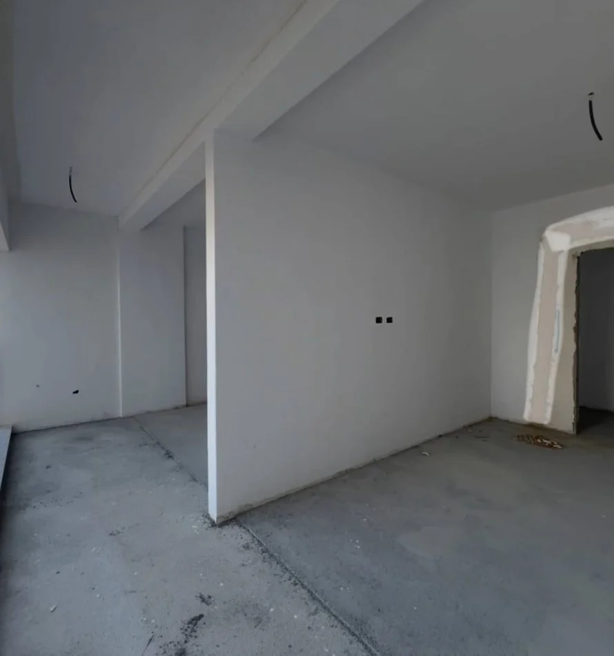 Tirane, shitet apartament 2+1 Kati 5, 120 m² 330.000 € (KOMUNA E PARISIT)