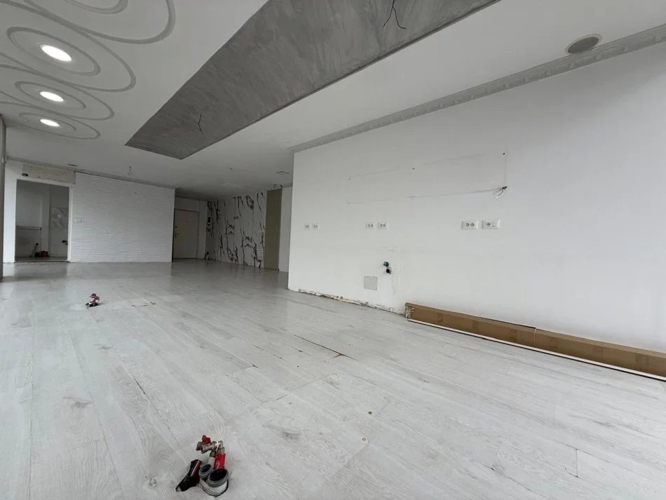 Tirane, shitet apartament 2+1 , 82 m² 25.000.000 € 