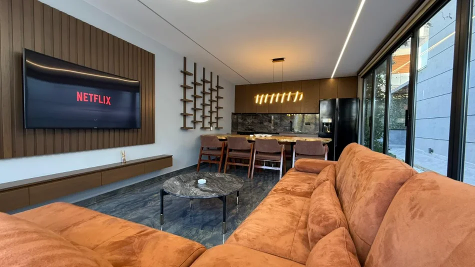 Tirane, jepet me qera apartament 3+1+Aneks+Ballkon Kati 0, 140 m² 4.500 € 