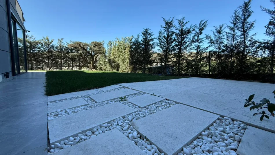 Tirane, jepet me qera apartament 3+1+Aneks+Ballkon Kati 0, 140 m² 4.500 € 