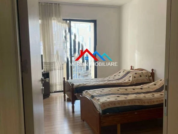 Tirane, shitet apartament 3+1+Ballkon Kati 3, 149 m² 217.000 € (RRUGA 5 MAJI)