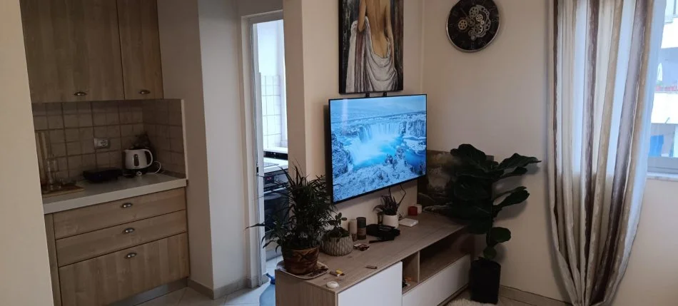 Tirane, shes apartament 1+1 Kati 4, 54 m² 125.000 € (Tek Oxhaku)