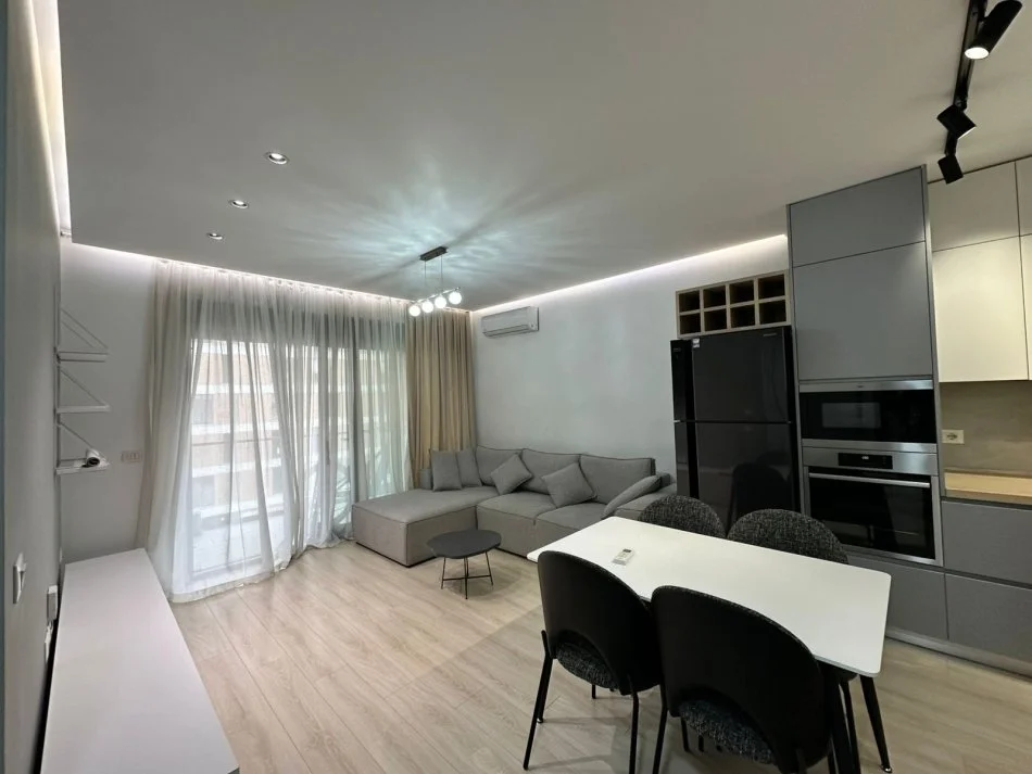 Tirane, shitet apartament 1+1 Kati 3, 65 m² 162.000 € (Don Bosko)