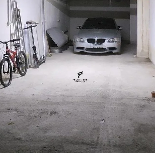 Tirane, shitet garazh | post parkimi Kati 0, 45 m² 50.000 € (KOMUNA E PARISIT)