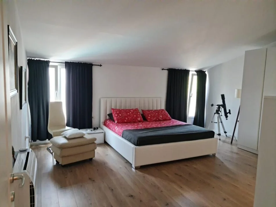 Mali Robit, shitet apartament+verande | Penthouse 3+1 Kati 5, 230 m² 300.000 € (MALI I ROBIT)