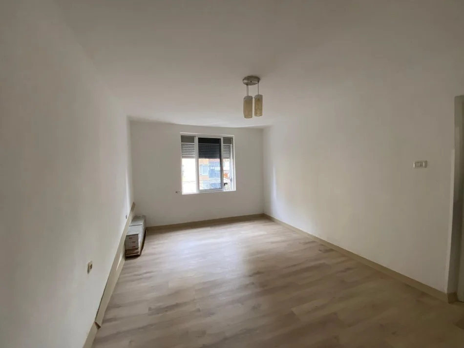 Tirane, shitet apartament 2+1 Kati 5, 62 m² 170.000 € (Sheshi Willson)