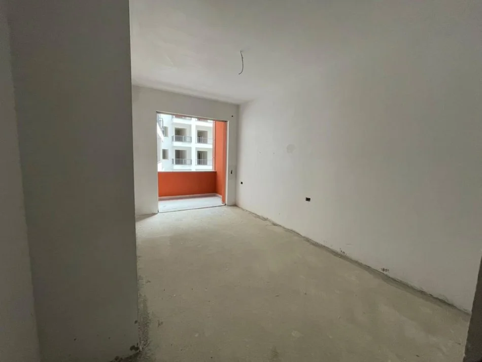 Tirane, shitet apartament 1+1 Kati 1, 73 m² 87.860 € (Paskuqan.)