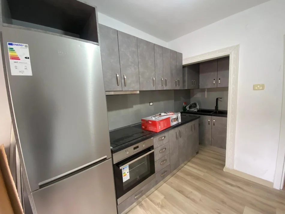 Tirane, shitet apartament 2+1 Kati 5, 62 m² 170.000 € (Sheshi Willson)