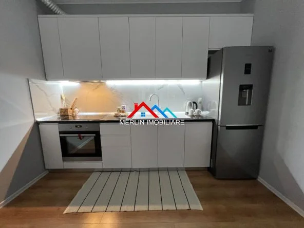 Tirane, jepet me qera apartament 2+1+Ballkon Kati 3, 70 m² 725 € (RRUGA E DIBRES)