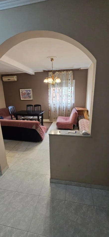 Tirane, shitet apartament 3+1+Ballkon Kati 4, 75 m² 177.000 € 