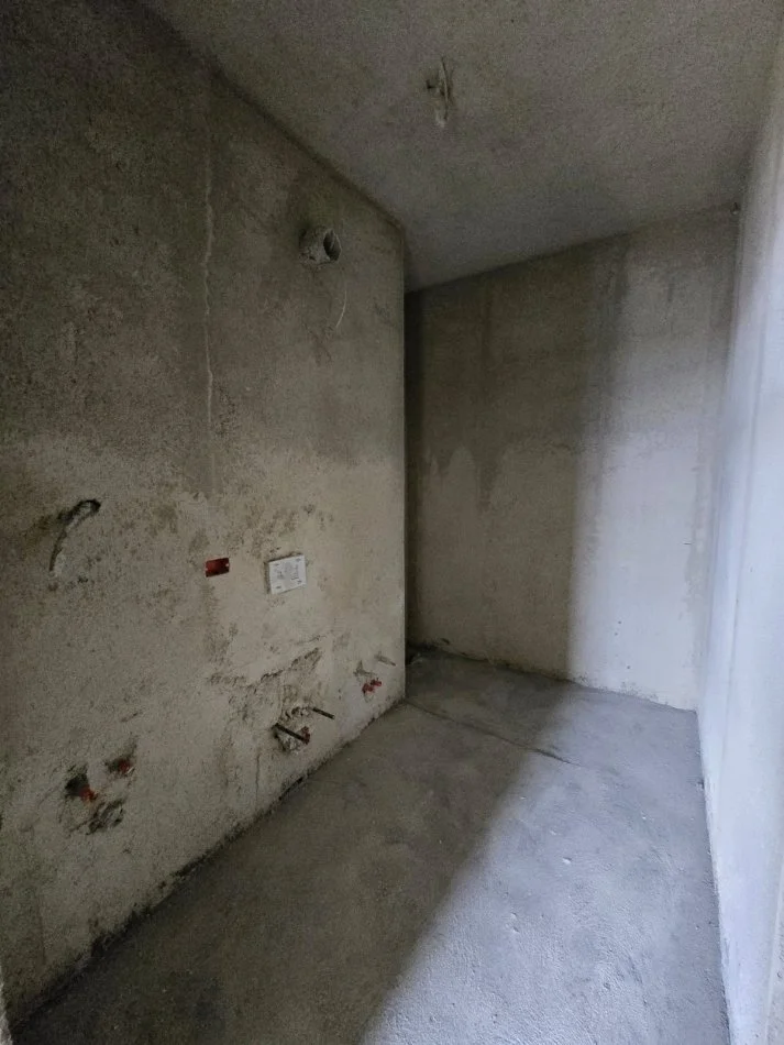 Tirane, shitet apartament 2+1 , 97 m² 104.652 € 