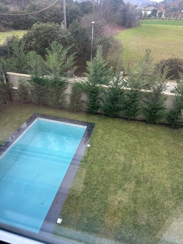 Tirane, jepet me qera Vile 3 Katshe , 150 m² 3.400 € (TEG , LUNDER)