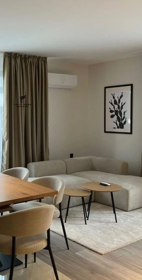 Tirane, shitet apartament 1+1 Kati 5, 64 m² 92.000 € (UNIVERS CITY)