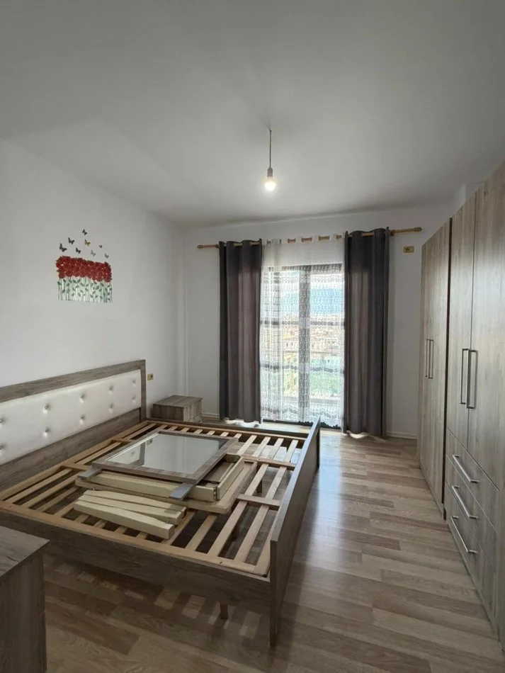 Tirane, jepet me qera apartament 2+1 Kati 6, 80 m² 430 € (Misto Mame Yzberisht)
