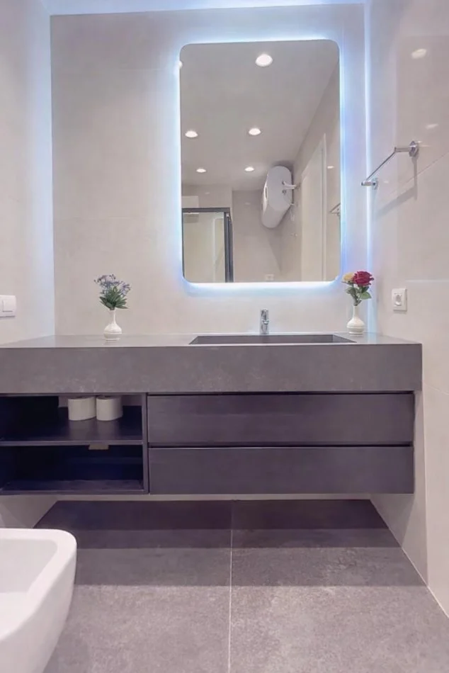 Tirane, jepet me qera apartament 1+1+Aneks+Ballkon Kati 3, 75 m² 1.200 € 