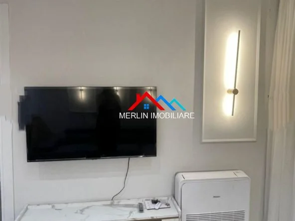 Tirane, jepet me qera apartament 2+1+Ballkon Kati 1, 120 m² 600 € (RRUGA GRYKA E KACANIKUT,UNIVERS CITY)