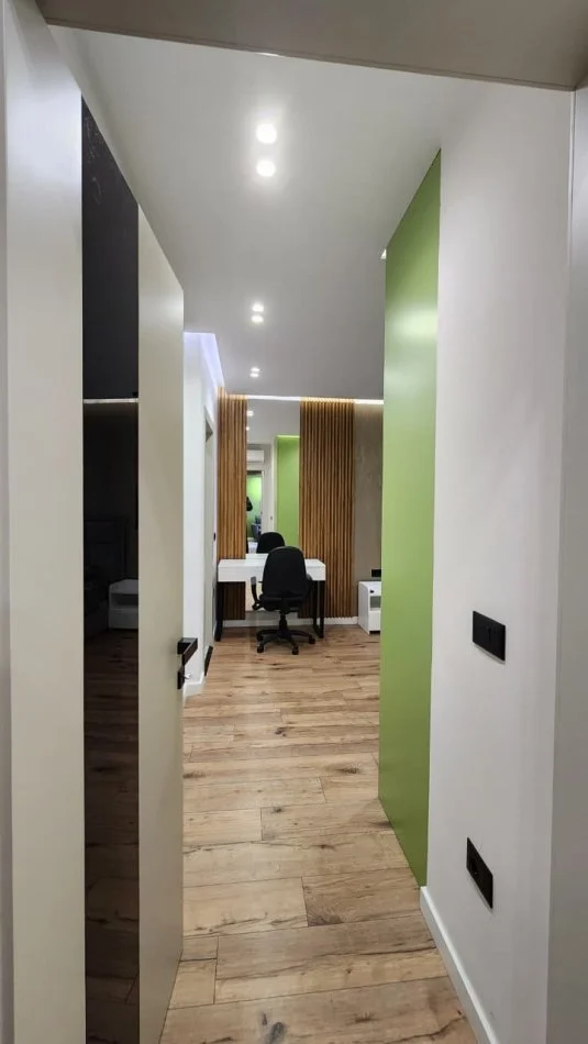 Tirane, jepet me qera apartament 2+1+Aneks+Ballkon Kati 9, 105 m² 1.300 € (Kompleksi Olimpik)