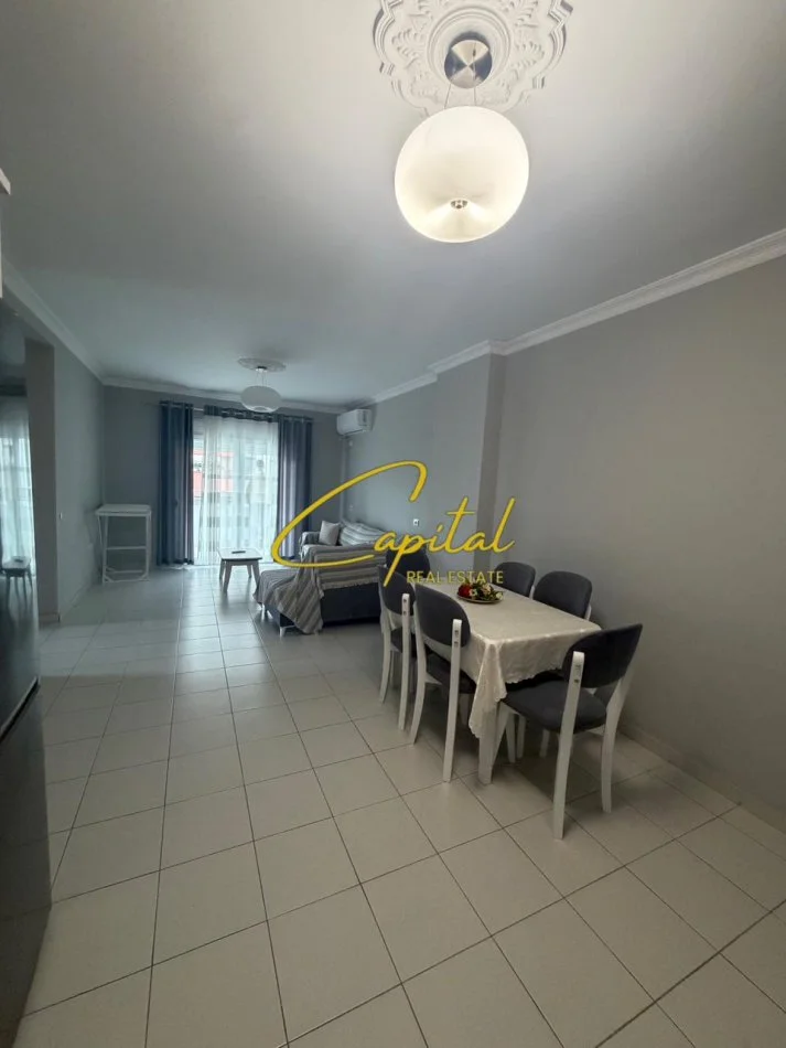 Tirane, jepet me qera apartament 2+1 Kati 4, 80 m² 600 € (ASTIR)