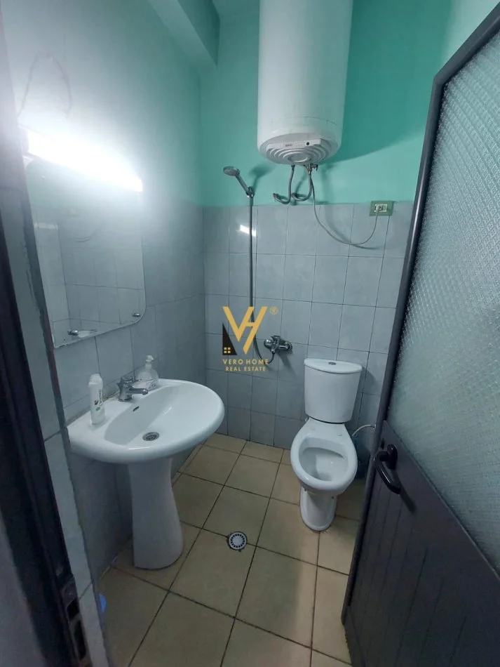 Lezhe, shitet ambjent biznesi Kati 0, 9.220 m² 1.300.000 € (MILOT)