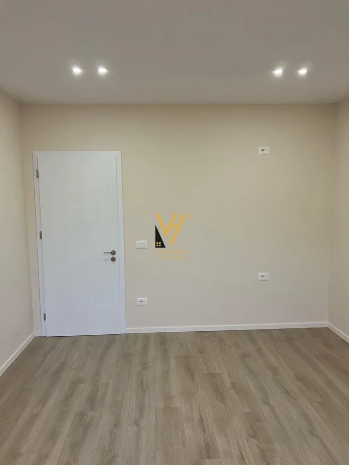 Tirane, shitet apartament 1+1+Ballkon Kati 1, 50 m² 95.000 € (SHKEMBI I KAVAJES)