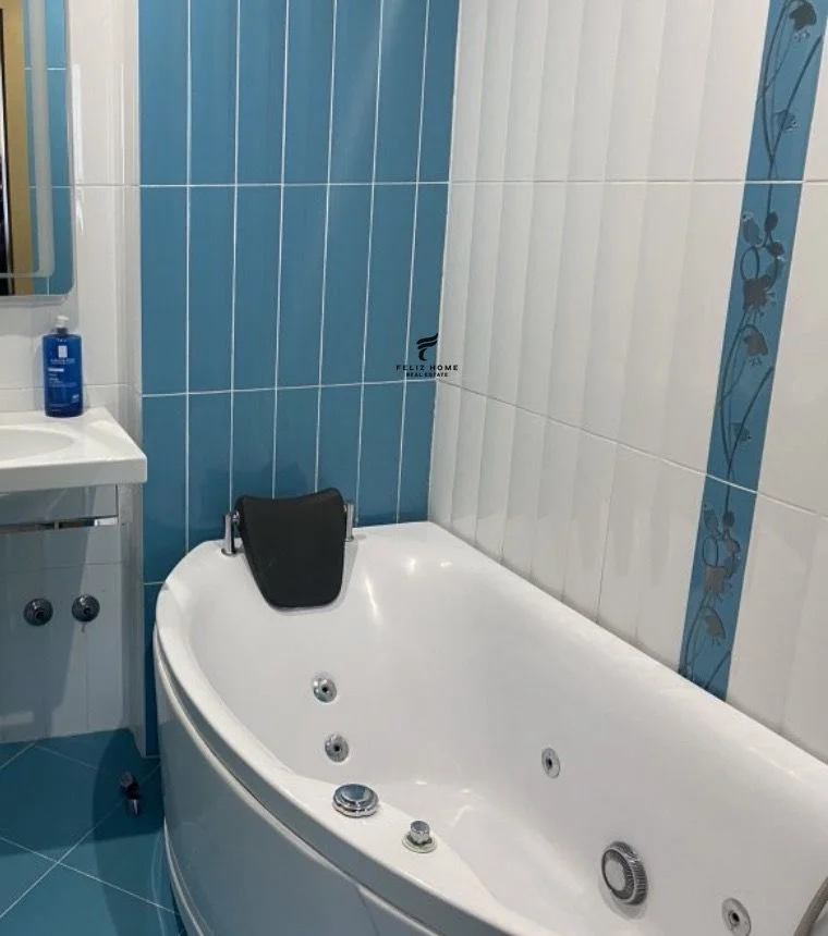 Tirane, jepet me qera apartament 2+1 Kati 4, 112 m² 700 € (LIQENI I THATE)