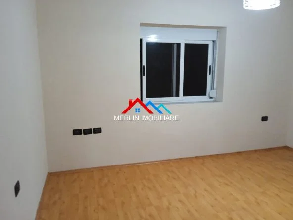 Tirane, shitet apartament 2+1+Ballkon Kati 3, 80 m² 136.000 € (MEDRESEJA)