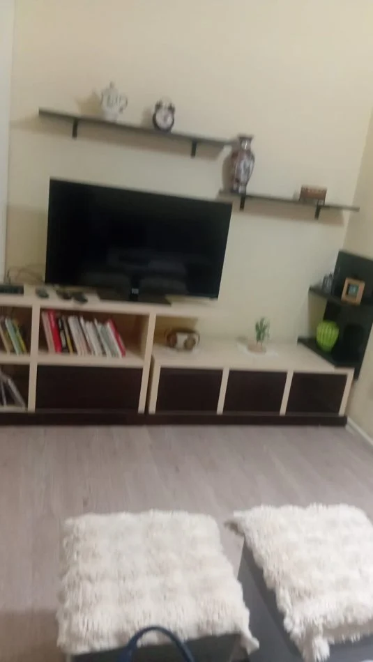 Tirane, jepet me qera apartament 2+1+Aneks+Ballkon Kati 2, 70 m² 500 € (21 Dhejtori)