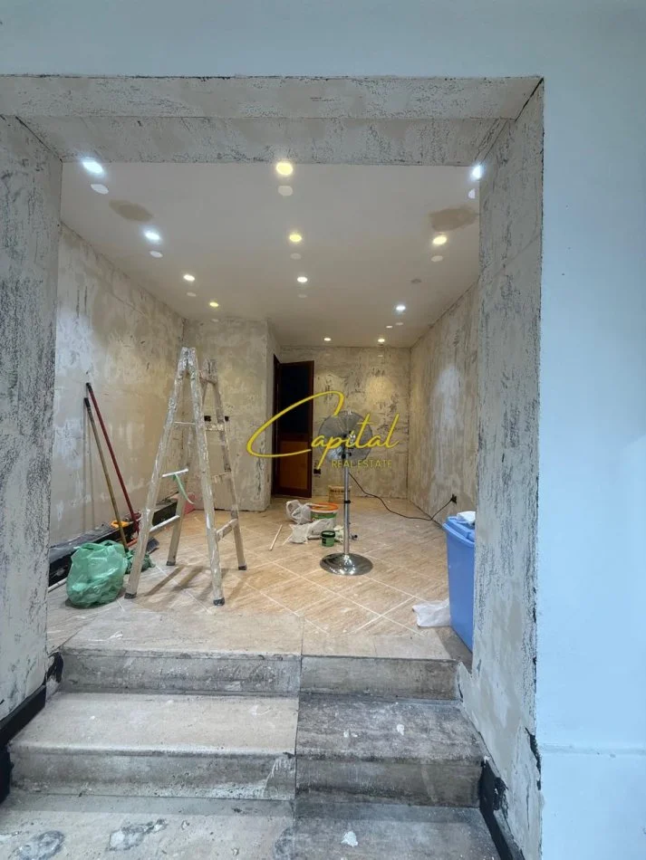 Tirane, jepet me qera dyqan Kati 0, 20 m² 600 € (RRUGA E ELBASANIT)