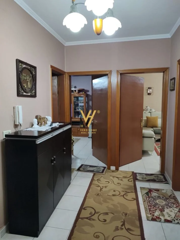 Tirane, shitet apartament 2+1+Ballkon Kati 4, 73 m² 128.000 € (IRFAN TOMINI)