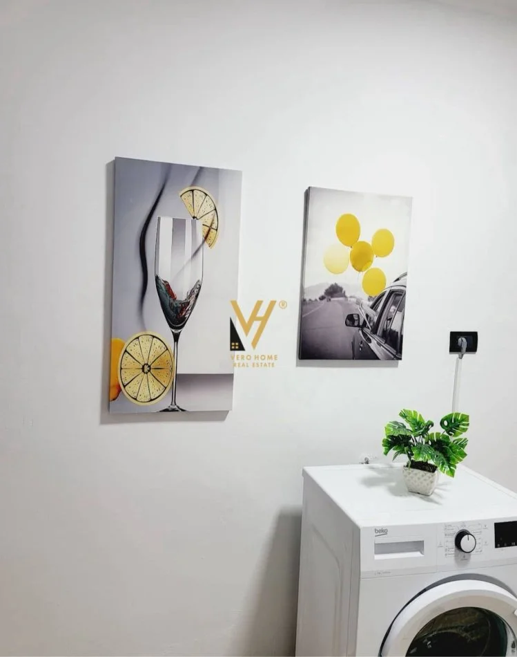 Tirane, jepet me qera apartament 1+1+Ballkon Kati 2, 60 m² 650 € (PAZARI I RI)