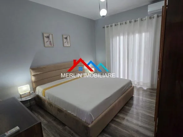 Tirane, jepet me qera apartament 2+1+Ballkon Kati 2, 115 m² 674 € (RRUGA SELIM BRAJA,SAUK)