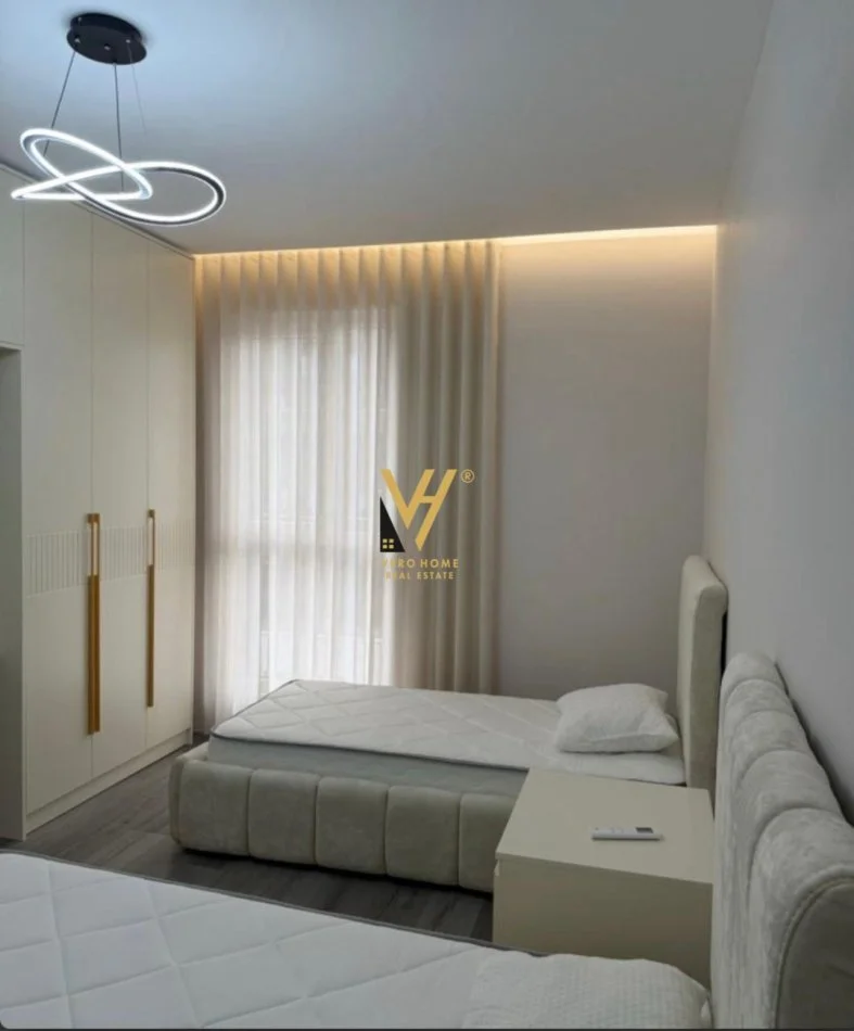 Tirane, jepet me qera apartament 2+1+Ballkon Kati 8, 103 m² 930 € (DON BOSKO)