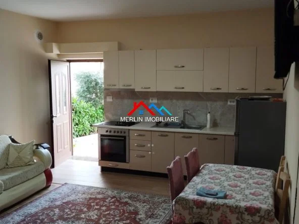 Tirane, jepet me qera apartament 2+1+Ballkon Kati 0, 65 m² 415 € (RRUGA XHELADIN BEQIRI,SAUK)