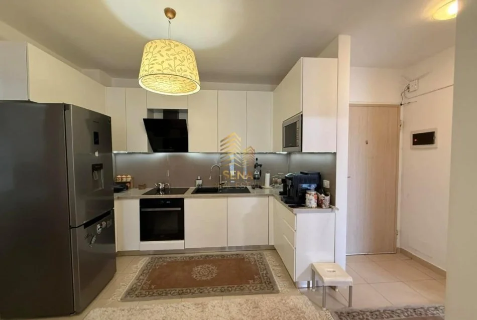 Tirane, shitet apartament 2+1+Ballkon Kati 4, 93 m² 212.000 € (Qyteti Studenti, Kompleksi Ana)