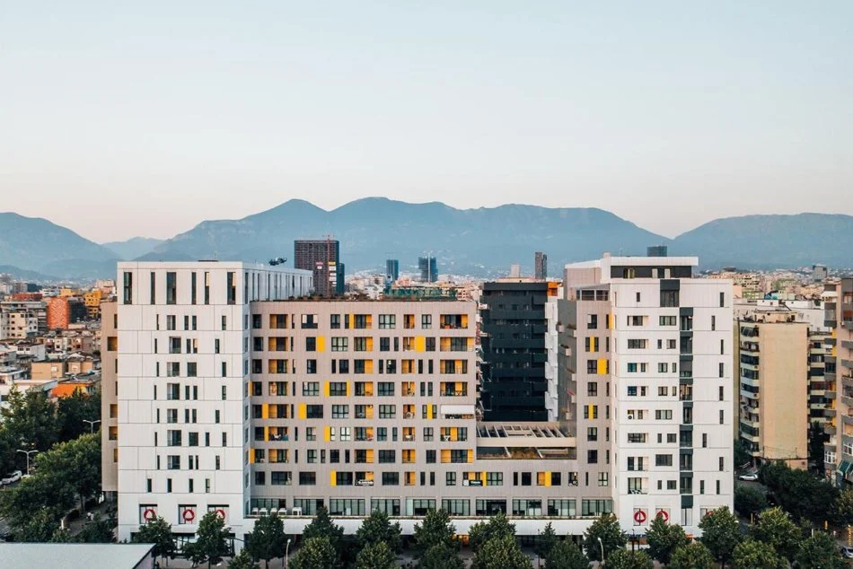 Tirane, shitet apartament 3+1 Kati 10, 126 m² 420.000 € (Rruga Kavajes)