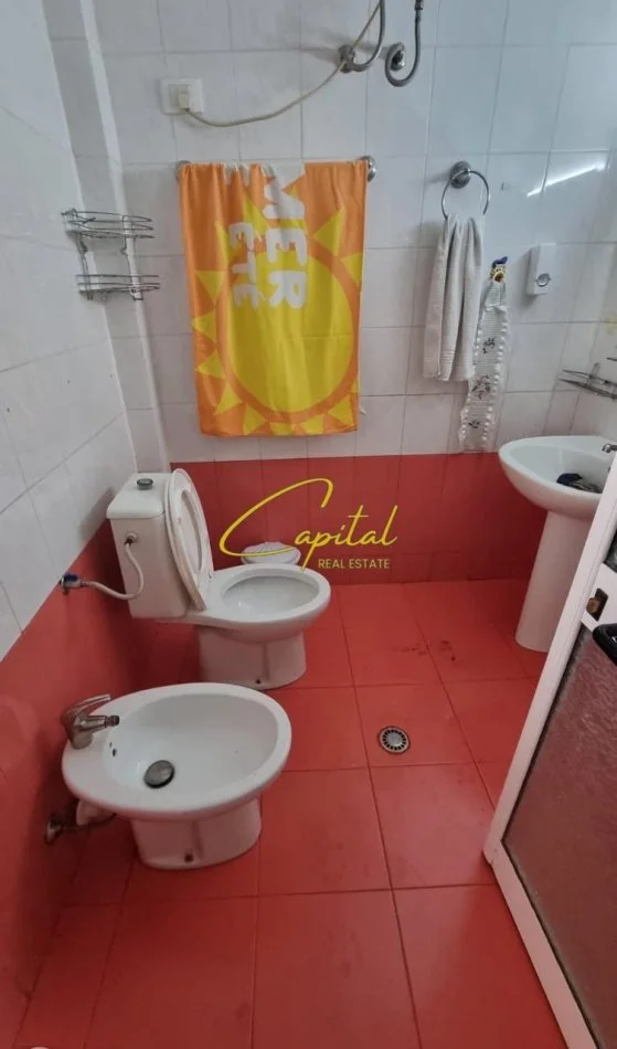 Tirane, jepet me qera apartament 2+1 Kati 2, 85 m² 500 € (21 DHJETORI)