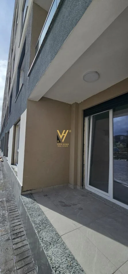 Tirane, shitet apartament duplex 2+1+BALLKON Kati 0, 158 m² 150.860 € (GOLEM)