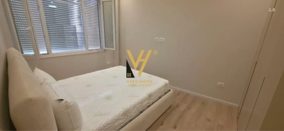 Tirane, jepet me qera apartament 1+1+Ballkon Kati 0, 55 m² 670 € (SELVIA)