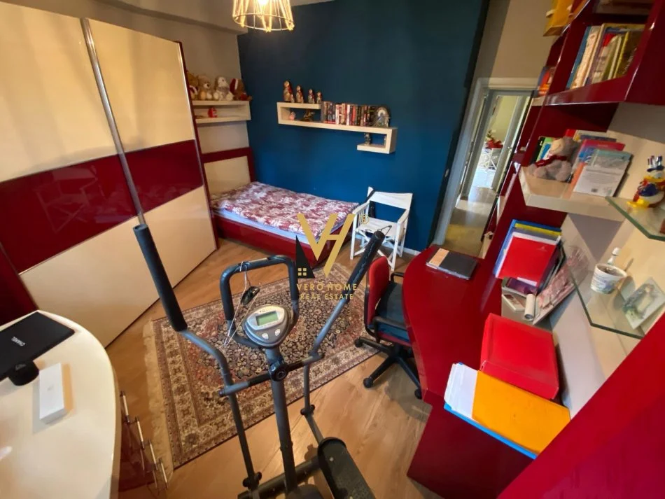 Tirane, shitet apartament 2+1+Ballkon Kati 2, 106 m² 280.000 € (URA E TABAKEVE)