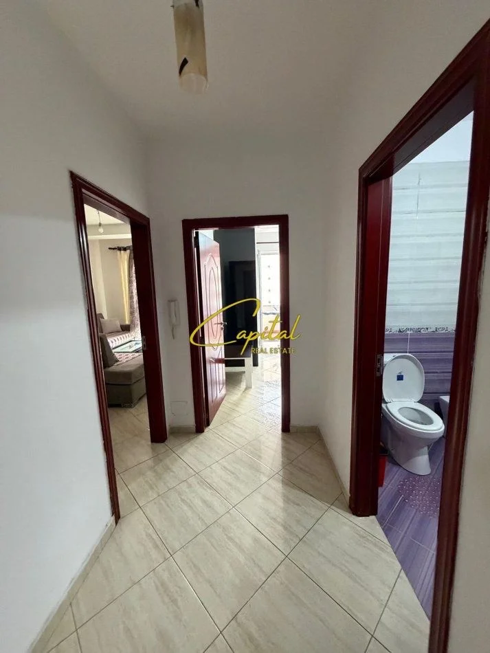 Tirane, jepet me qera apartament 1+1 Kati 8, 77 m² 400 € (ASTIR)