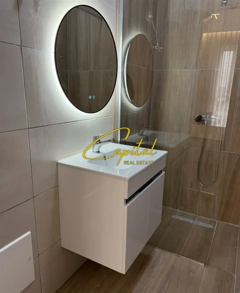 Tirane, jepet me qera apartament 2+1 Kati 8, 110 m² 900 € (DON BOSKO)