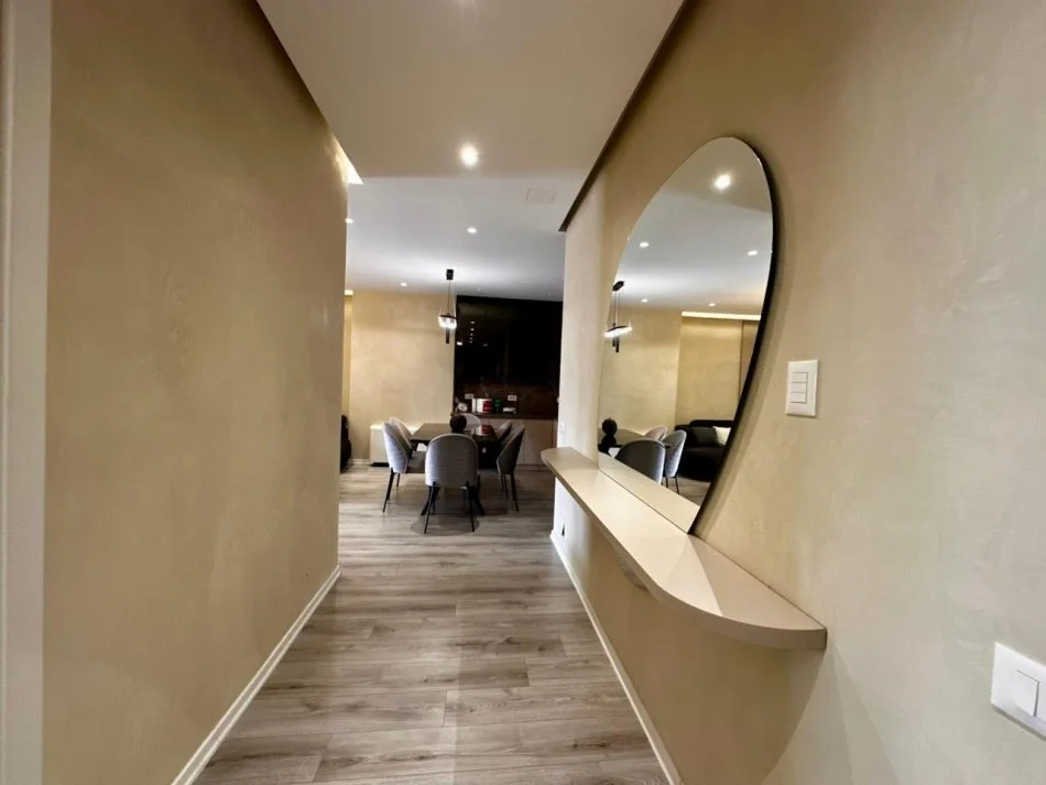 Tirane, shitet apartament 2+1 Kati 10, 117 m² 250.000 € (Yzberisht, Kompleksi Grand Gallery)