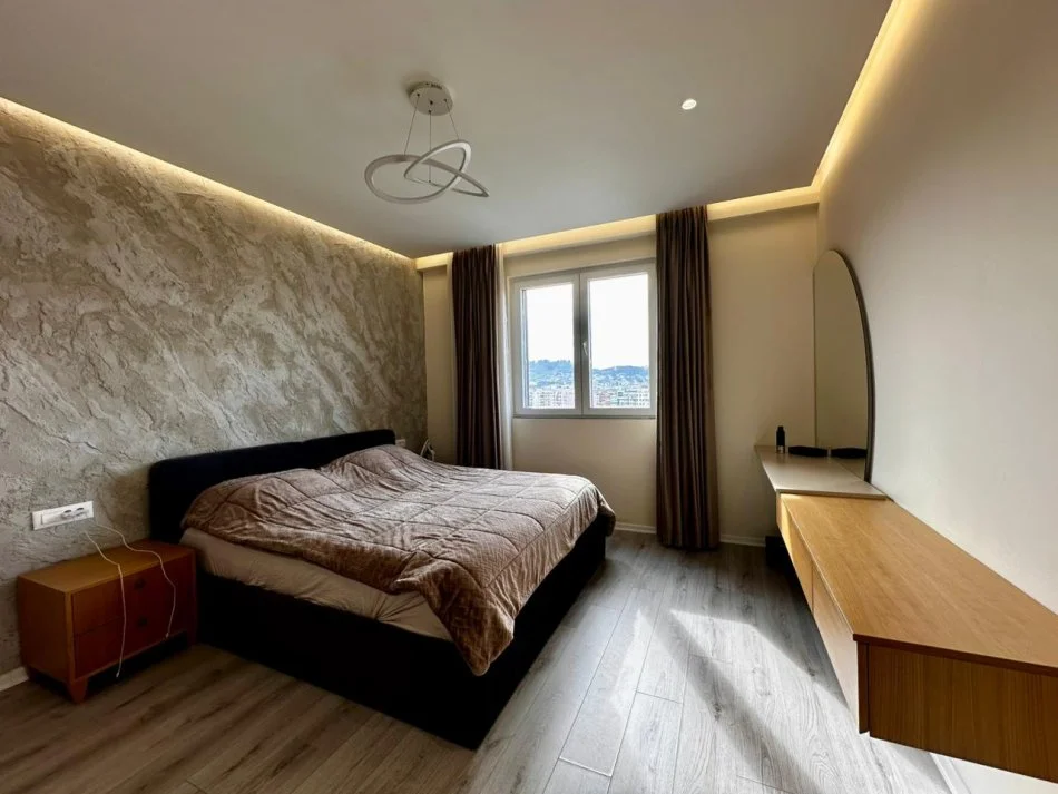 Tirane, shitet apartament 2+1 Kati 10, 117 m² 250.000 € (Yzberisht, Kompleksi Grand Gallery)