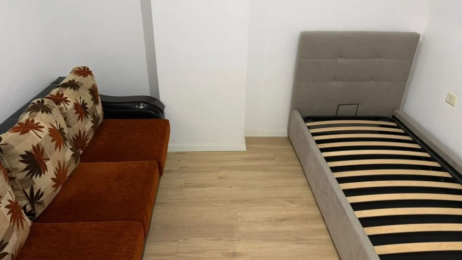 Tirane, shitet apartament 2+1 Kati 2, 80 m² 140.000 € (5 MAJI)