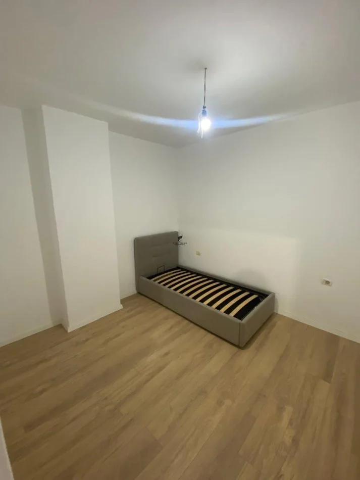 Tirane, shitet apartament 2+1 Kati 2, 80 m² 140.000 € (5 MAJI)