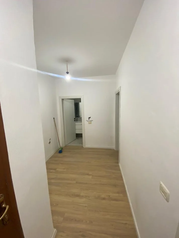 Tirane, shitet apartament 2+1 Kati 2, 80 m² 140.000 € (5 MAJI)